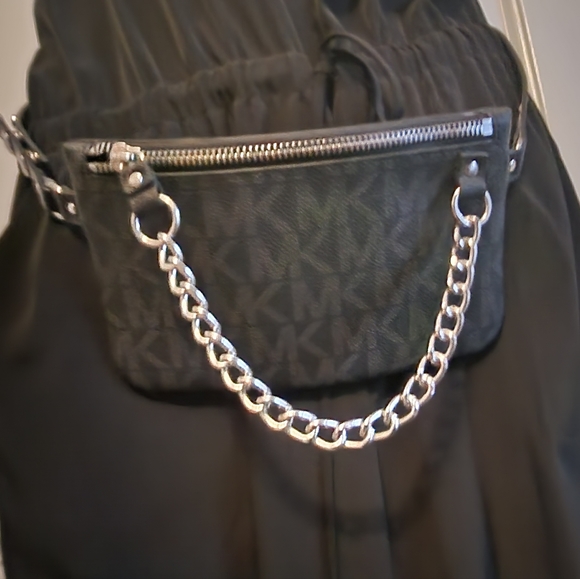 Michael Kors Belt Bag - Picture 4 of 4